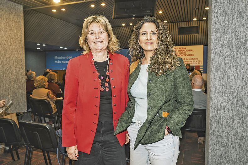 Alexandra Morgan y Mariana Rethen.