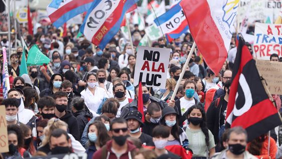 Estatales realizaron paro contra “recortes” presupuestales. Foto: Nicolás Der Agopián Estatales realizaron paro contra “recortes” presupuestales. Foto: Nicolás Der Agopián