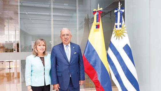 Marlene Gómez y embajador de Colombia Francisco Coy Marlene Gómez y embajador de Colombia Francisco Coy