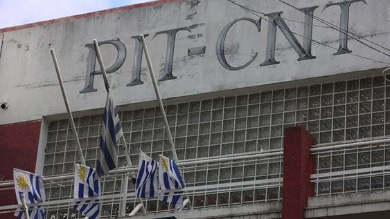 imagen de El gobierno aplica la LUC con “flexibilidad y cautela” por efecto del referéndum, dice la corriente sindical Articulación imagen de El gobierno aplica la LUC con “flexibilidad y cautela” por efecto del referéndum, dice la corriente sindical Articulación