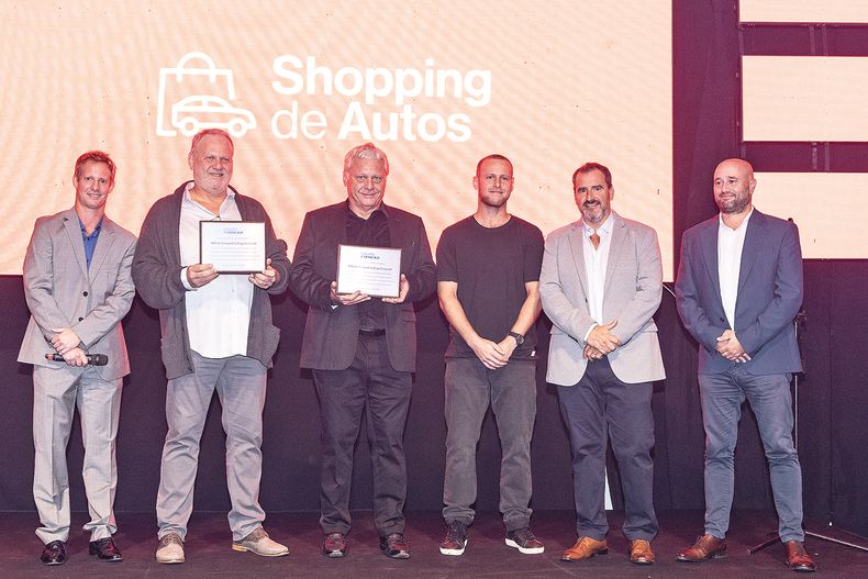 De Grupo Fiancar: director Richard Lempert, directores y fundadores de la empresa Jorge y Alfredo Lempert, director Brian Lempert y de Shopping de Autos: gerente ejecutivo Martín Mesa y gerente comercial Fabián Radzinski