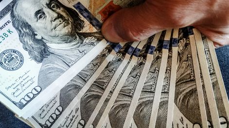 Billetes de dólares. 