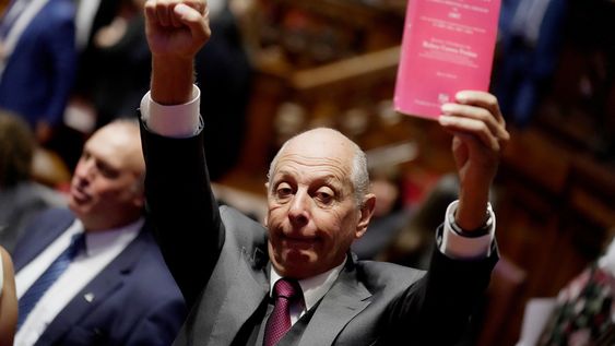 Gustavo Salle durante la ceremonia de inicio de la L Legislatura en la Cámara de Diputados. Gustavo Salle durante la ceremonia de inicio de la L Legislatura en la Cámara de Diputados.