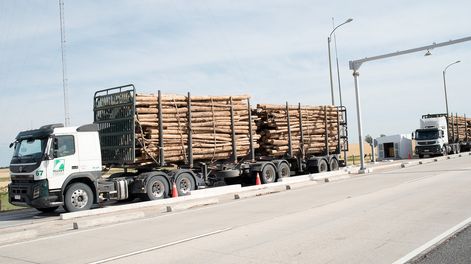 El MTOP busca evitar los dobles controles para agilizar el tránsito de camiones en las rutas nacionales