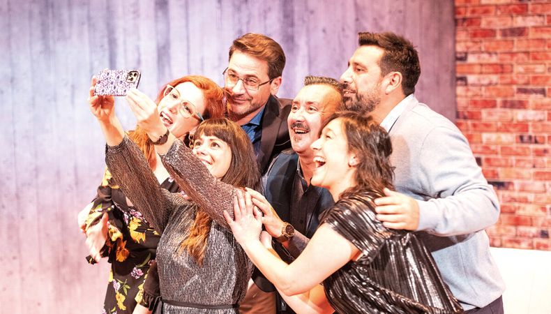 imagen de Incomodidad que da risa, la Orquesta de Cámara de Múnich y el suspenso de Schönhaus en cines