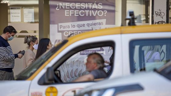 La demanda de crédito se reactivó. Foto: Nicolás Garrido / Búsqueda La demanda de crédito se reactivó. Foto: Nicolás Garrido / Búsqueda