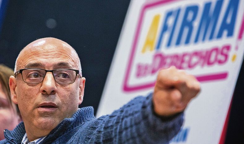 Marcelo Abdala, presidente del PIT-CNT, durante el lanzamiento de la campaña de recolección de firmas por el plebiscito sobre seguridad social en 2023. Foto: