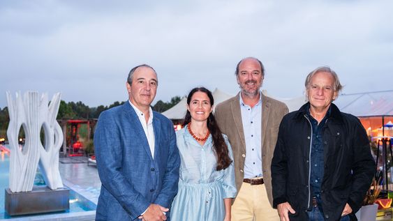 De Itaú Uruguay: director de Banca Mayorista Valentín Martínez, directora de Transformación Florencia Lecueder, CEO Agustín Tafernaberry y César Blaquier, integrante del directorio. De Itaú Uruguay: director de Banca Mayorista Valentín Martínez, directora de Transformación Florencia Lecueder, CEO Agustín Tafernaberry y César Blaquier, integrante del directorio.