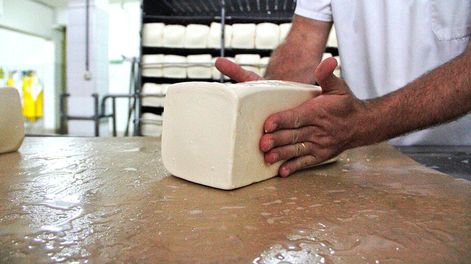 Uno de los productos de mayor consumo en China son los quesos, principalmente saborizados. Foto: Nicolás Der Agopián / Búsqueda