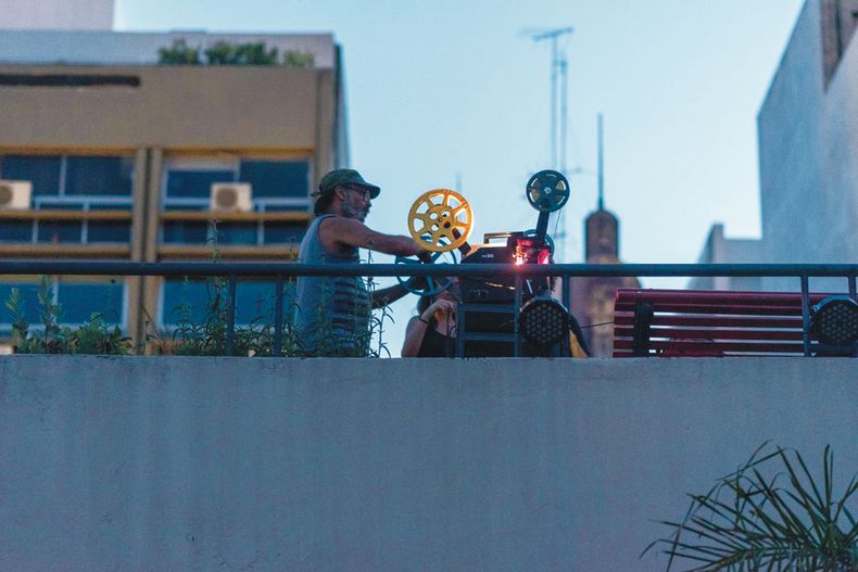 CdF cine en la azotea.jpg