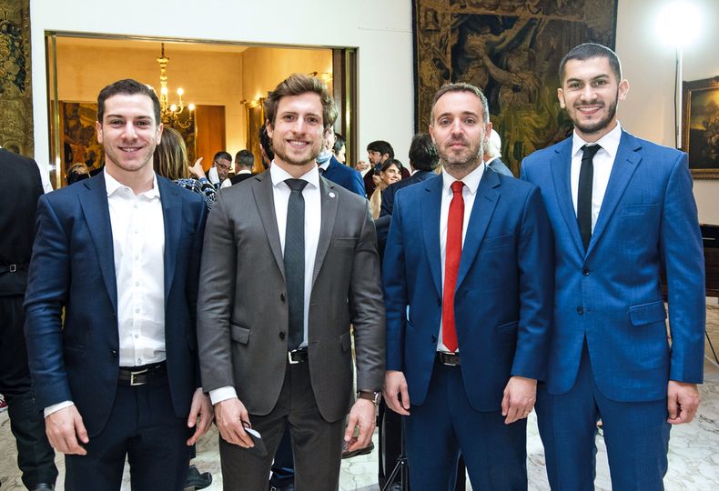 Renzo Melissari, cónsul de Distrito de la Embajada de Uruguay Ignacio Guido, primer secretario de la embajada Alejandro Mongrell y Juan Manuel Toneguzzo