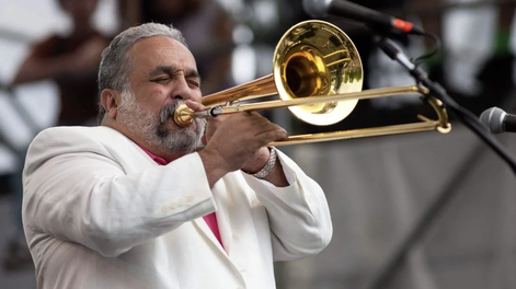 Willie Colón.