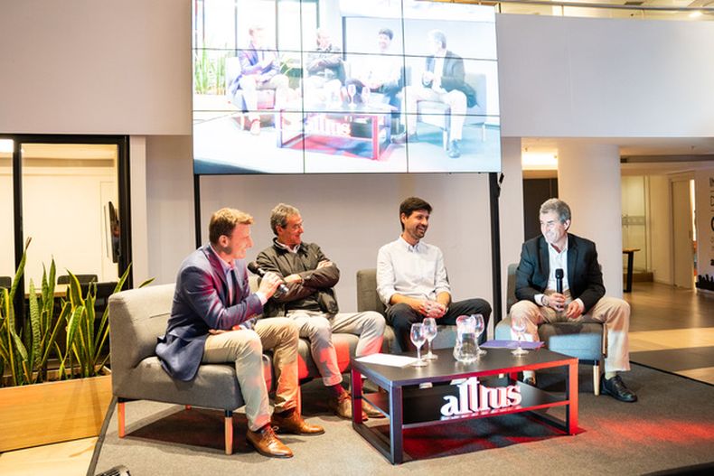 Director comercial de Altius Group Diego Chapuis, Arq. Juan Manuel Varela (Nostrum Home), Arq. Christian Flores de Gómez Platero (Nostrum Garden) y Arq. Carlos Ponce de León (More Botavara)