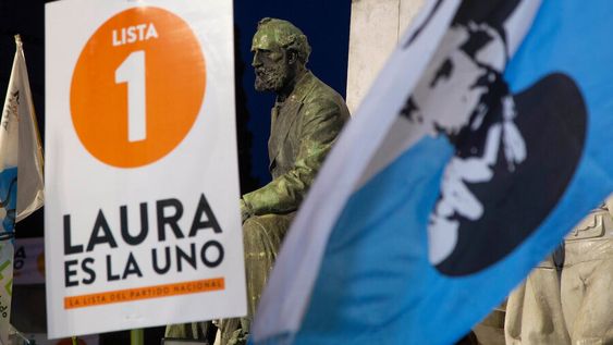 Cierre de campaña de Laura Raffo a la Intendencia de Montevideo, setiembre de 2020. Foto: Pablo La Rosa / adhocFOTOS Cierre de campaña de Laura Raffo a la Intendencia de Montevideo, setiembre de 2020. Foto: Pablo La Rosa / adhocFOTOS
