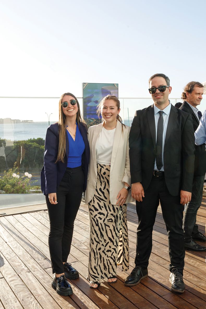 Equipo de RR.PP.: Alana Santos, Macarena González y Alex Delgado&nbsp;