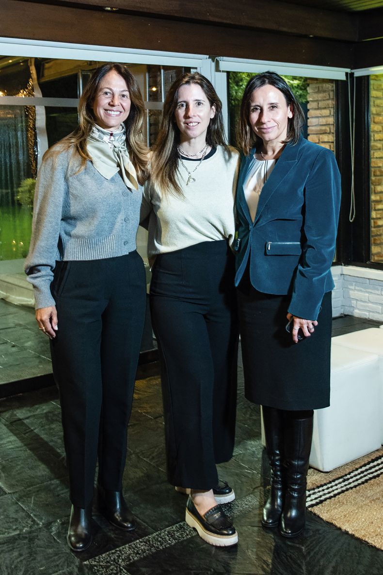 Elisabeth Siemsen, Paula Fernández y Carolina Belmar&nbsp;