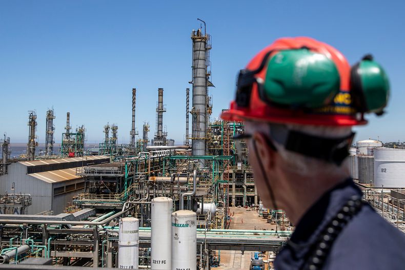 Refinería La Teja de Ancap.