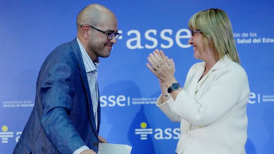 Presidente de ASSE, Álvaro Danza, y ministra de Salud, Cristina Lustemberg. Presidente de ASSE, Álvaro Danza, y ministra de Salud, Cristina Lustemberg.