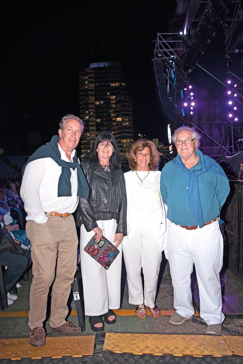 Gustavo Sosa, Maggie Deutsch, Cristina Sosa y José Piquet