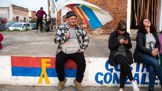 Día del Comité de Base del Frente Amplio en Las Piedras, Canelones. Foto: Santiago Mazzarovich / adhocFOTOS Día del Comité de Base del Frente Amplio en Las Piedras, Canelones. Foto: Santiago Mazzarovich / adhocFOTOS
