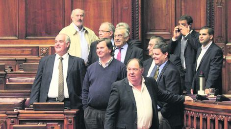 imagen de El 74% de los actuales legisladores buscará ser reelecto en las elecciones, lo que para el politólogo Chasquetti es positivo