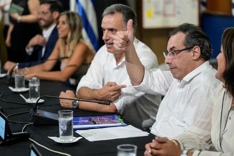 Asunción de Pablo Menoni como ministro de Turismo, en el Ministerio de Turismo