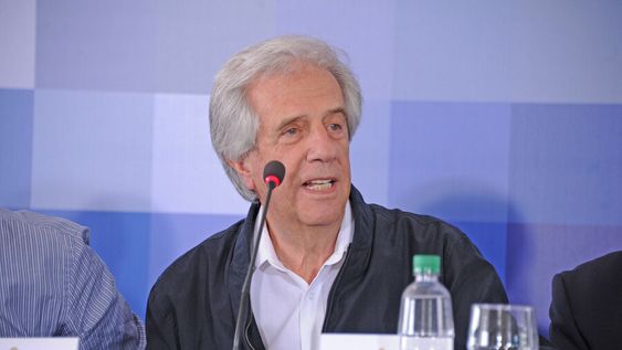 imagen de Vázquez convoca a dialogar a los que lo critican para procurar revertir las situaciones adversas por las que atraviesa su gobierno imagen de Vázquez convoca a dialogar a los que lo critican para procurar revertir las situaciones adversas por las que atraviesa su gobierno