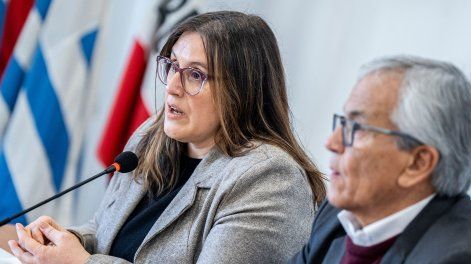Marcela Barrios y Juan Castillo en conferencia de prensa. Marcela Barrios y Juan Castillo en conferencia de prensa.