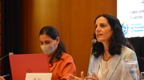 La ministra de Economía, Azucena Arbeleche