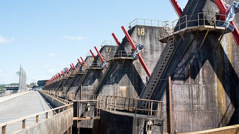 Salto genera entre el 40% y el 60% de la electricidad que consume el país. Foto: Ricardo Antúnez / adhocFOTOS