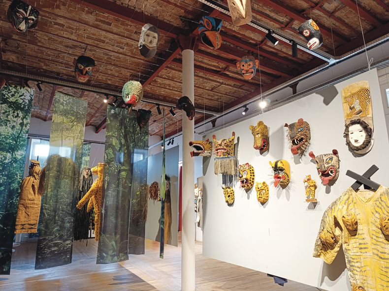 MAPI inauguró una muestra permanente de máscaras latinoamericanas de Claudio Rama