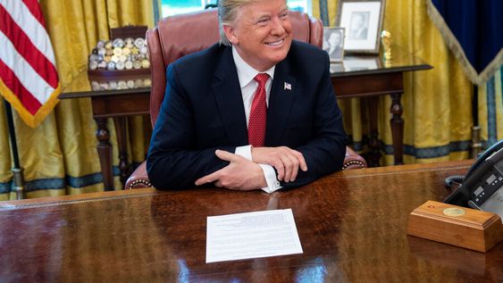 imagen de Junto a Donald Trump, Vázquez confía en hacer “crecer aún más las excelentes relaciones” entre Uruguay y Estados Unidos imagen de Junto a Donald Trump, Vázquez confía en hacer “crecer aún más las excelentes relaciones” entre Uruguay y Estados Unidos