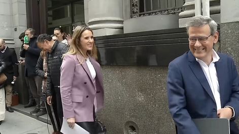 Carolina Ache se retira de Fiscalía tras declarar. Foto: captura VTV Noticias