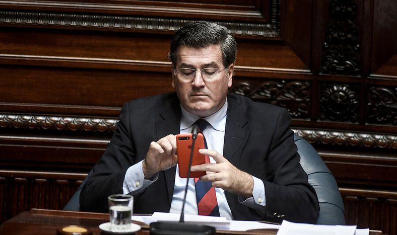 imagen de Mensajes por WhatsApp y tensas reuniones mano a mano marcaron el alejamiento definitivo de Pedro Bordaberry de la política