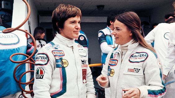 La italiana Lella Lombardi (izquierda) es la mujer que tuvo la mejor participación en la historia de la Fórmula 1. Foto: AFP La italiana Lella Lombardi (izquierda) es la mujer que tuvo la mejor participación en la historia de la Fórmula 1. Foto: AFP