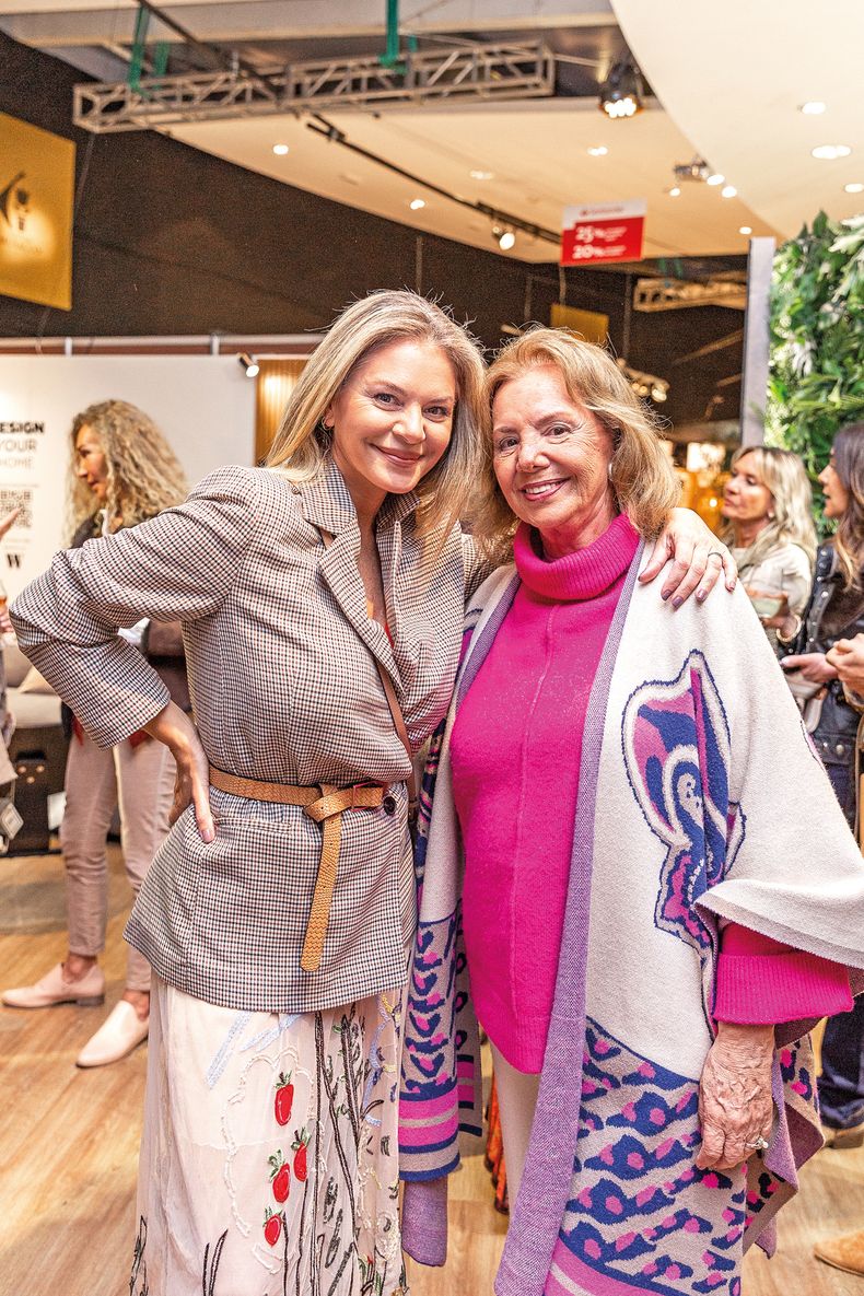 Andrea Menache y Diana Espino 