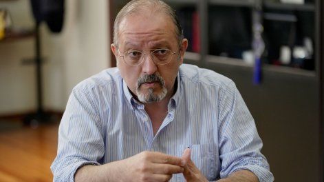 Álvaro Mombrú durante una entrevista en la rectoría de la Udelar el viernes 3 de enero &nbsp;