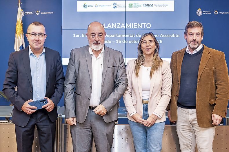 Codirector ejecutivo de la Red de Empresas Inclusivas para Argentina y&nbsp;Uruguay Fernando Carota, director general de Turismo de Maldonado&nbsp;Edgar Silveira, subsecretaria de Turismo Ana Claudia Caram y gerente&nbsp;institucional de The Grand Hotel Gabriel Guerra.&nbsp;