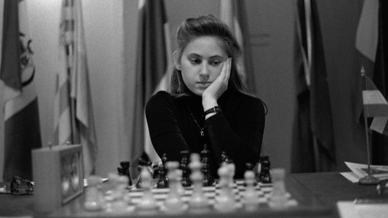 se estreno en netflix la pelicula sobre judit polgar, la hungara que conquisto el ajedrez con solo 12 anos