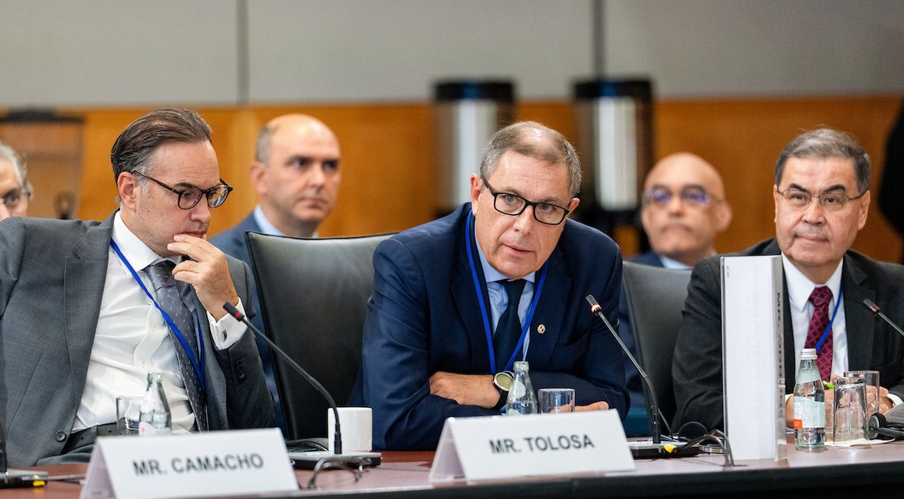 El ministro Gabriel Oddone durante las reuniones del FMI.