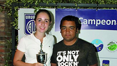imagen de María Fernández y Juan Álvarez son campeones nacionales por golpes
