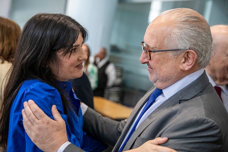 Virginia Cáceres, presidenta de ANEP, junto al ministro de Educación, Pablo da Silveira