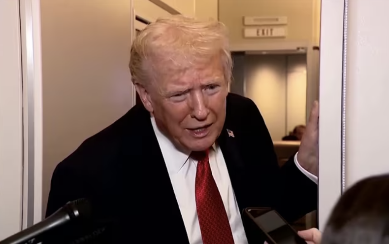 Donald Trump en el Air Force One.