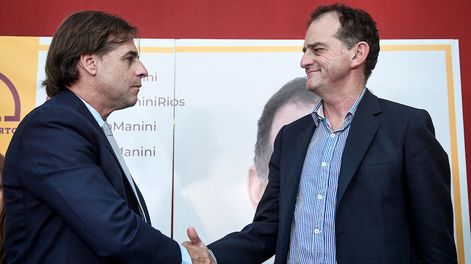 imagen de Un programa multicolor que “recogió todo” lo que propusieron los colorados y con concesiones en seguridad a Cabildo Abierto