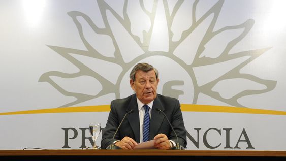 imagen de Uruguay insta a Venezuela a dialogar y no reconoce ni deja de reconocer la Asamblea Constituyente imagen de Uruguay insta a Venezuela a dialogar y no reconoce ni deja de reconocer la Asamblea Constituyente