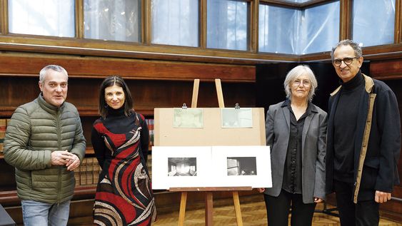 Fotógrafo Pablo La Rosa, las escritoras del libro Silvana Tanzi y Silvia Soler y el diseñador Alejandro di Candia Fotógrafo Pablo La Rosa, las escritoras del libro Silvana Tanzi y Silvia Soler y el diseñador Alejandro di Candia