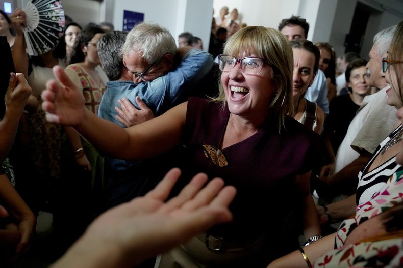 La ministra Cristina Lustemberg durante su asunción en el Ministerio de Salud Pública