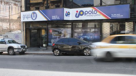 imagen de Empresario dueño de Canal U, que posee varios espacios radiales y es dueño de la Impresora Polo, negocia comprar “la gestión” de Carve