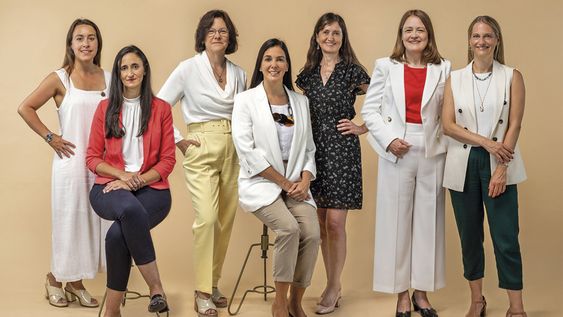 Las socias de Deloitte Uruguay: Lucía Recalde, Ana Victoria Méndez, Mariella de Aurrecoechea, Rosina Morales, Adriana Berlingeri, María Liliana Santos y Lucía Muñoz.