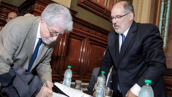 José Pablo Franzini Batlle junto a Esteban Valenti, en 2018, durante el lanzamiento del espacio de izquierda La Alternativa. Foto: Javier Calvelo / adhocFOTOS